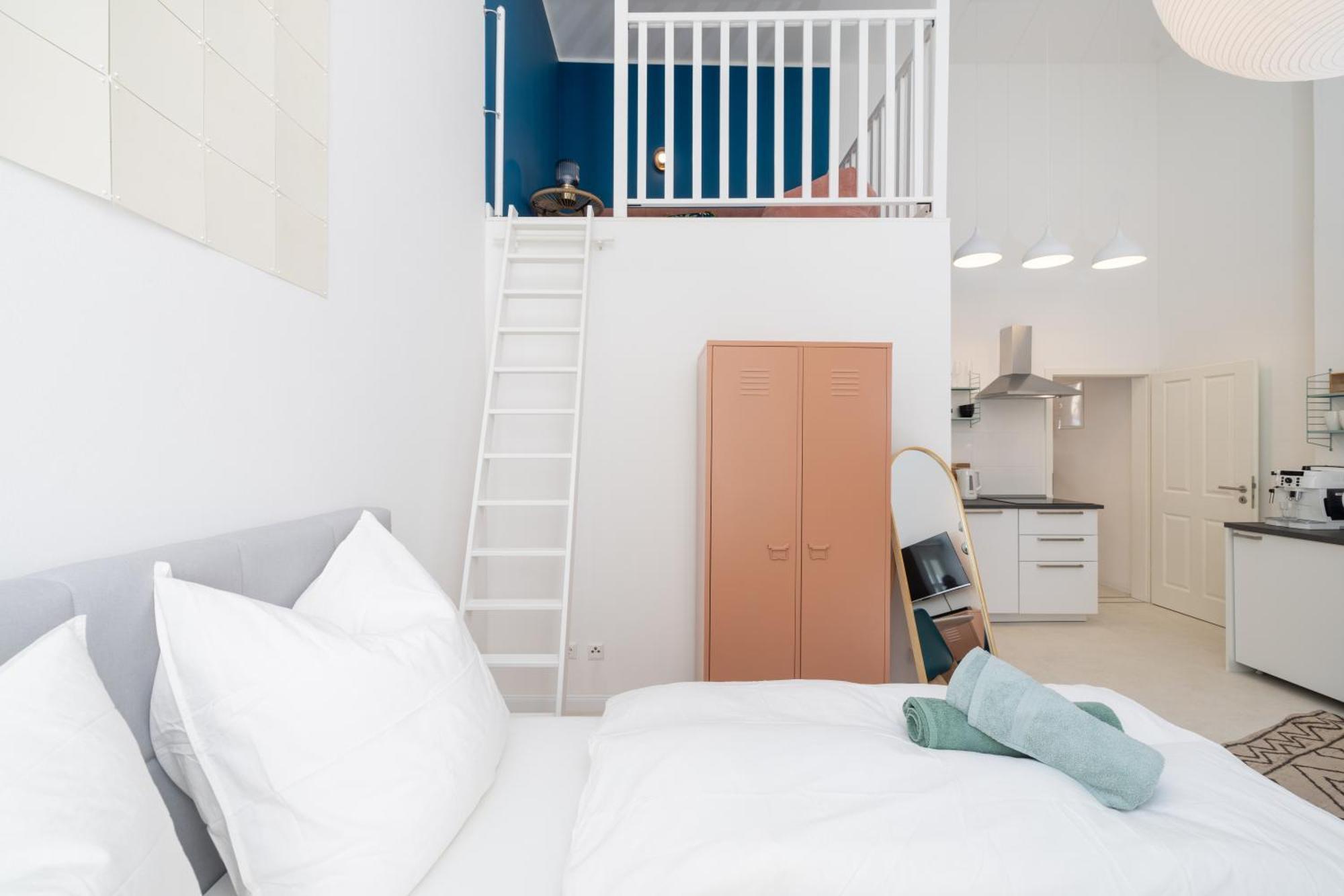 Great 2-Room Loft With 2 Bathrooms And 2 Kitchen Berlin Exterior photo